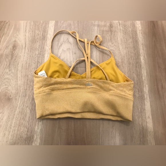 Alo  yoga Lush Bra - Picture 5 of 11